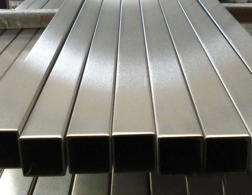 2 &quot;x 2&quot; x 0,125&quot; 304 tubo in acciaio inossidabile UNS S30400 WNR 1.4301 senza cuciture