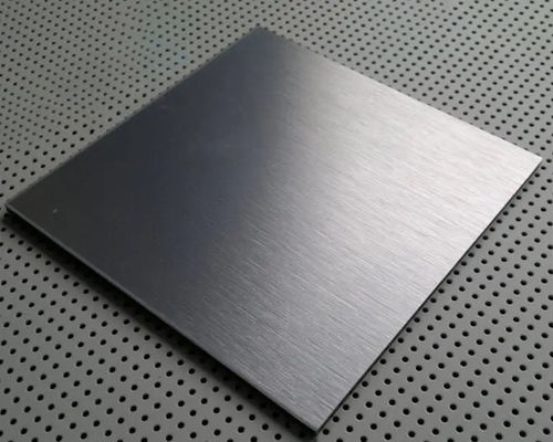 AMS 5514 ASTM A240 0,3 mm lamiera di acciaio 305 UNS 30500 No 4 Superficie